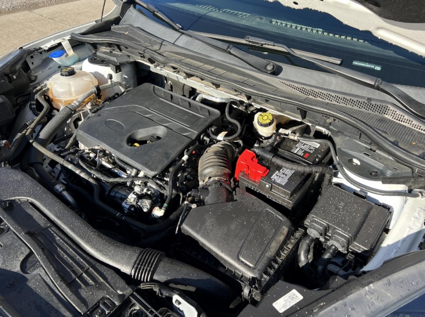 2020 WHITE /Tan Cloth FORD ESCAPE SE (1FMCU0G66LU) with an 1.5L 3 Cyl. engine, Automatic transmission, located at 2990 Old Orchard Rd., Jackson, MO, 63755, 37.354214, -89.612106 - 2020 Ford Escape SE Local 1-Owner 75xxx miles Front Wheel Drive 1.5L 3 Cyl. Automatic Navigation Backup Camera Heated Seats Power Driver Seat Bluetooth Cruise Power Windows/Locks/Mirrors We have financing available and we accept trades! Fill out a credit application on our website or co - Photo#32