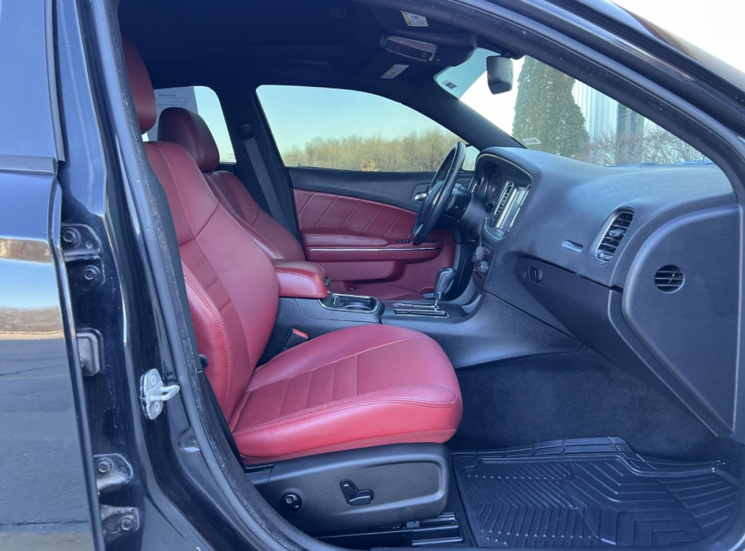 2014 BLACK /Red Leather DODGE CHARGER R/T (2C3CDXCT8EH) with an 5.7L V8 HEMI engine, Automatic transmission, located at 2990 Old Orchard Rd., Jackson, MO, 63755, 37.354214, -89.612106 - 2014 Dodge Charger R/T Local 1-Owner 148xxx miles Rear Wheel Drive 5.7L V8 HEMI Automatic Leather New Tires Navigation Backup Camera Power/Heated Seats Heated Rear Seats Heated Steering Wheel Sunroof Bluetooth Remote Start Cruise Power Windows/Locks/Mirrors We have financing availa - Photo#19