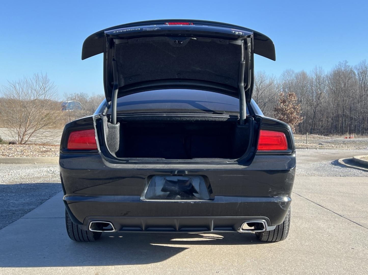 2014 BLACK /Red Leather DODGE CHARGER R/T (2C3CDXCT8EH) with an 5.7L V8 HEMI engine, Automatic transmission, located at 2990 Old Orchard Rd., Jackson, MO, 63755, 37.354214, -89.612106 - 2014 Dodge Charger R/T Local 1-Owner 148xxx miles Rear Wheel Drive 5.7L V8 HEMI Automatic Leather New Tires Navigation Backup Camera Power/Heated Seats Heated Rear Seats Heated Steering Wheel Sunroof Bluetooth Remote Start Cruise Power Windows/Locks/Mirrors We have financing availa - Photo#22