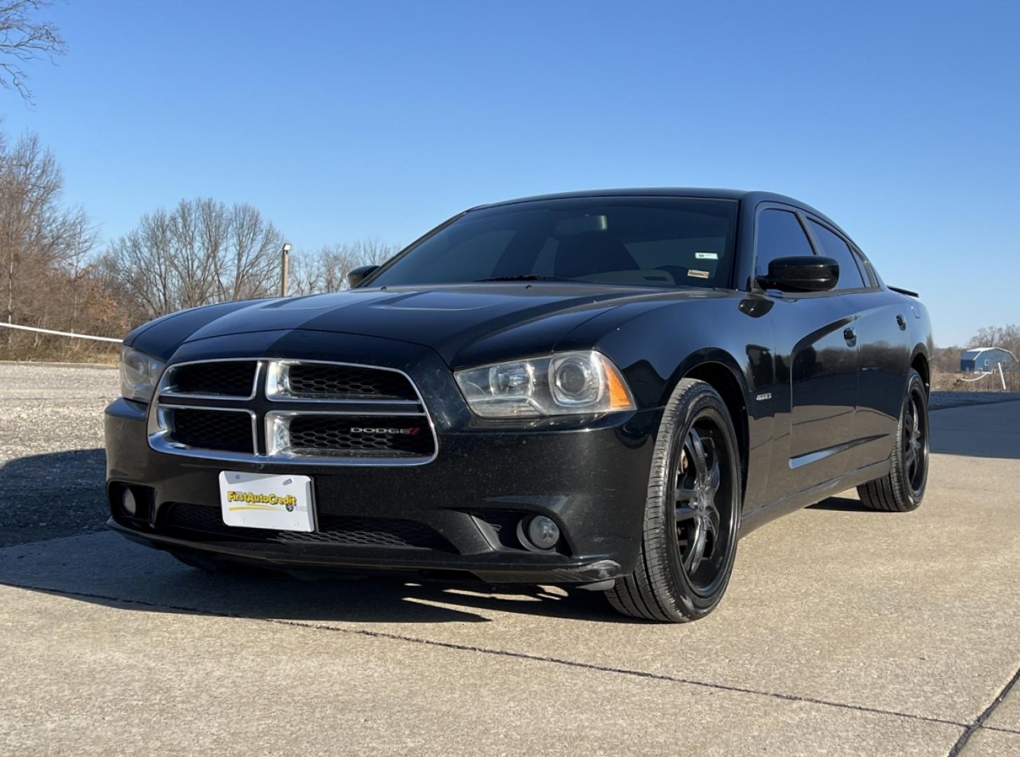 2014 BLACK /Red Leather DODGE CHARGER R/T (2C3CDXCT8EH) with an 5.7L V8 HEMI engine, Automatic transmission, located at 2990 Old Orchard Rd., Jackson, MO, 63755, 37.354214, -89.612106 - 2014 Dodge Charger R/T Local 1-Owner 148xxx miles Rear Wheel Drive 5.7L V8 HEMI Automatic Leather New Tires Navigation Backup Camera Power/Heated Seats Heated Rear Seats Heated Steering Wheel Sunroof Bluetooth Remote Start Cruise Power Windows/Locks/Mirrors We have financing availa - Photo#9