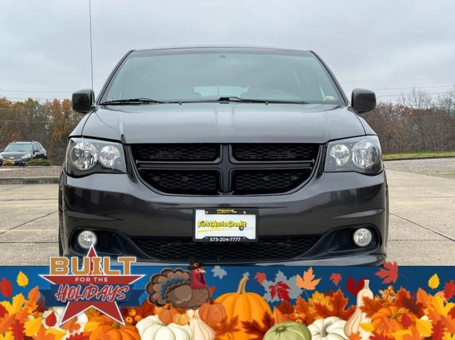 2016 GRAY /Black DODGE GRAND CARAVAN R/T (2C4RDGEG1GR) with an 3.6L engine, Automatic transmission, located at 2990 Old Orchard Rd., Jackson, MO, 63755, 37.354214, -89.612106 - Photo#11