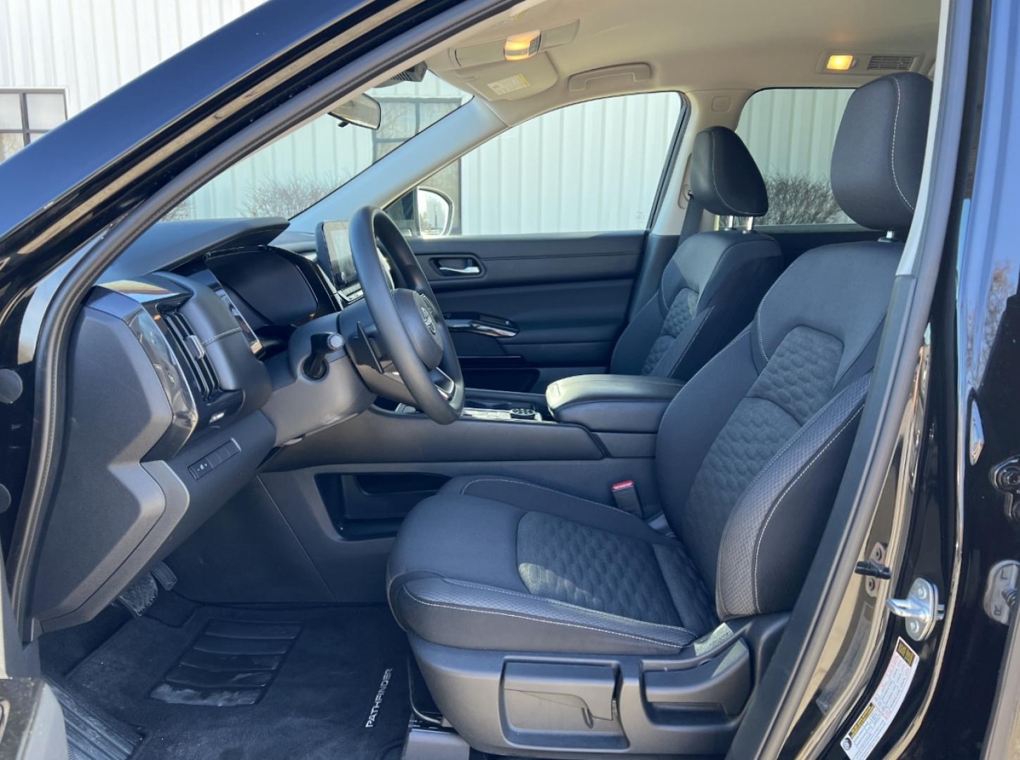 2022 BLACK /Black Cloth NISSAN PATHFINDER S (5N1DR3AC1NC) with an 3.5L engine, Automatic transmission, located at 2990 Old Orchard Rd., Jackson, MO, 63755, 37.354214, -89.612106 - Photo#11