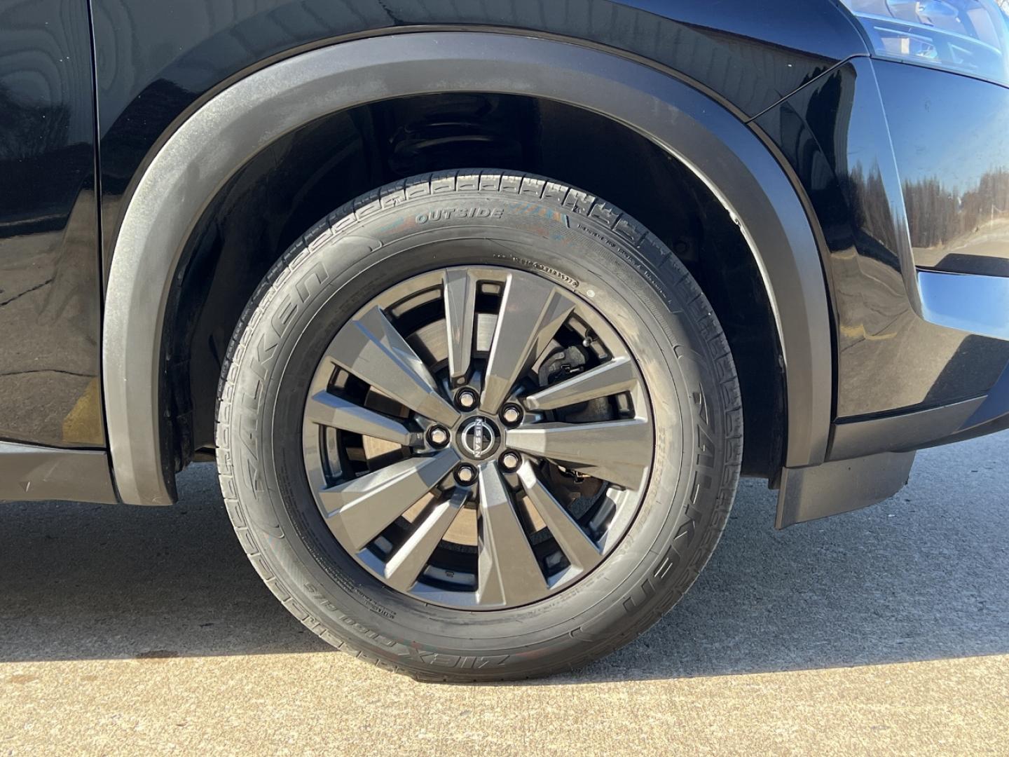 2022 BLACK /Black Cloth NISSAN PATHFINDER S (5N1DR3AC1NC) with an 3.5L engine, Automatic transmission, located at 2990 Old Orchard Rd., Jackson, MO, 63755, 37.354214, -89.612106 - Photo#35