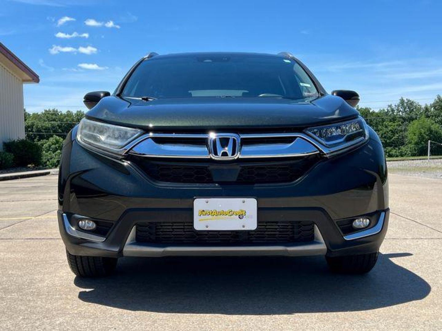 2017 GREEN /Black HONDA CR-V TOURING (5J6RW1H98HL) with an 1.5L engine, Continuously Variable transmission, located at 2990 Old Orchard Rd., Jackson, MO, 63755, 37.354214, -89.612106 - Photo#28