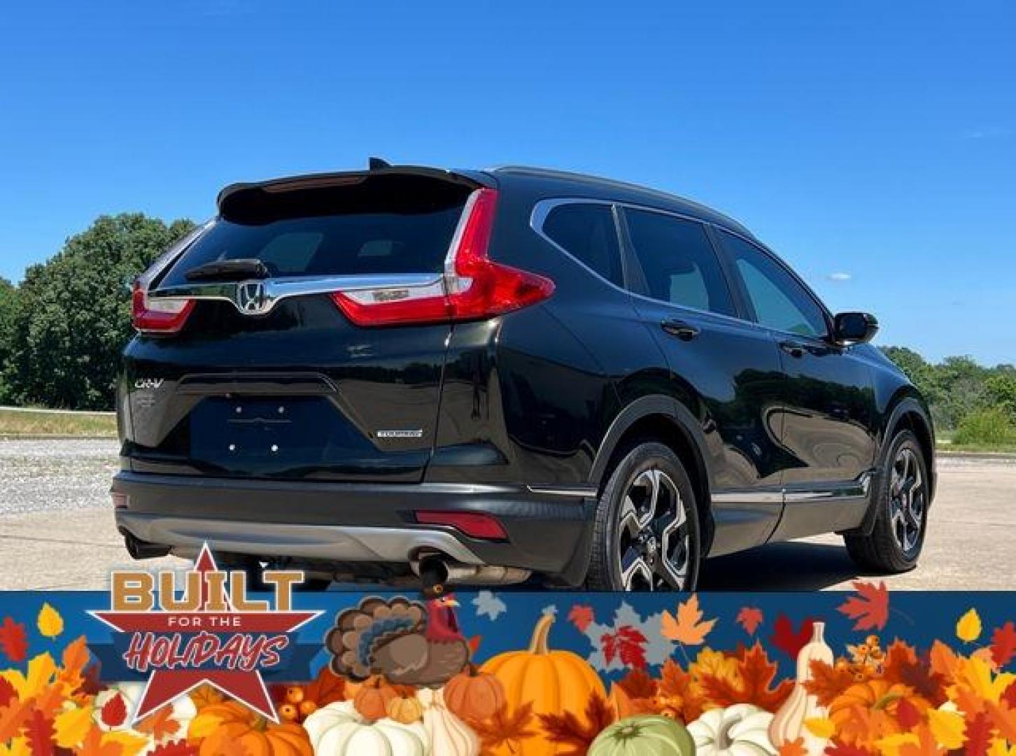 2017 GREEN /Black HONDA CR-V TOURING (5J6RW1H98HL) with an 1.5L engine, Continuously Variable transmission, located at 2990 Old Orchard Rd., Jackson, MO, 63755, 37.354214, -89.612106 - Photo#23