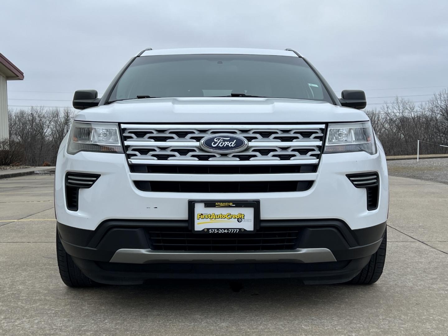 2019 WHITE /Gray Cloth FORD EXPLORER XLT (1FM5K7D86KG) with an 3.5L V6 engine, Automatic transmission, located at 2990 Old Orchard Rd., Jackson, MO, 63755, 37.354214, -89.612106 - 2019 Ford Explorer XLT 1-Owner 113xxx miles Front Wheel Drive 3.5L V6 Automatic 3rd Row Backup Camera Power Seats Bluetooth Cruise Power Windows/Locks/Mirrors We have financing available and we accept trades! Fill out a credit application on our website or come by today! If you have any - Photo#10