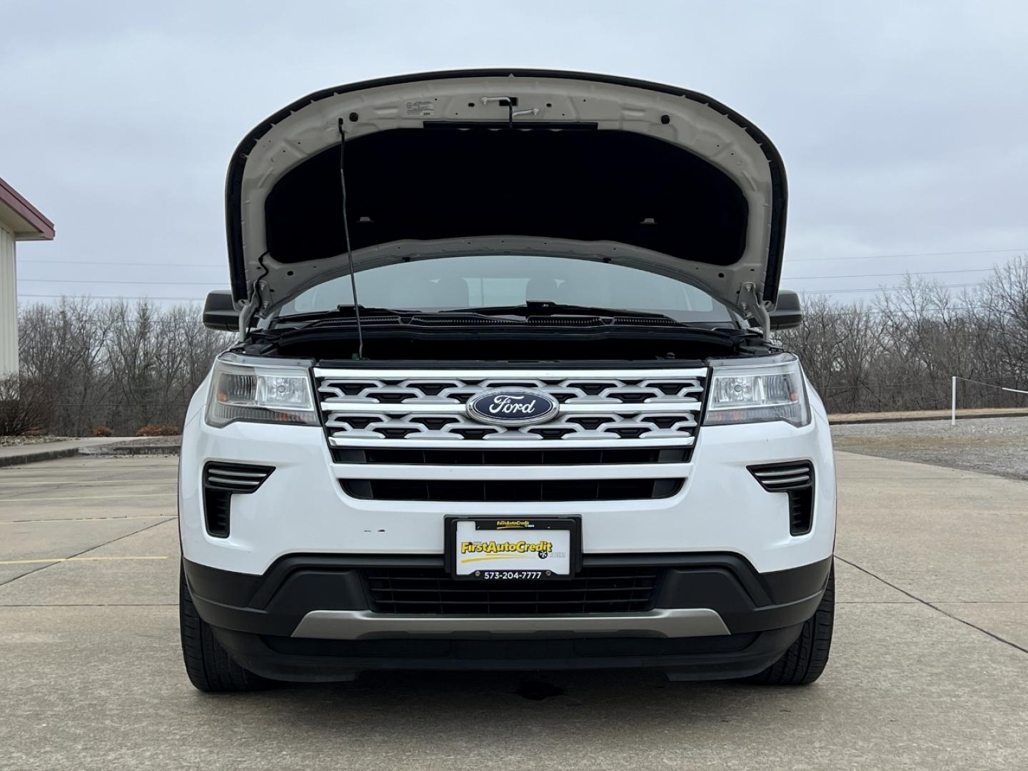 2019 WHITE /Gray Cloth FORD EXPLORER XLT (1FM5K7D86KG) with an 3.5L V6 engine, Automatic transmission, located at 2990 Old Orchard Rd., Jackson, MO, 63755, 37.354214, -89.612106 - 2019 Ford Explorer XLT 1-Owner 113xxx miles Front Wheel Drive 3.5L V6 Automatic 3rd Row Backup Camera Power Seats Bluetooth Cruise Power Windows/Locks/Mirrors We have financing available and we accept trades! Fill out a credit application on our website or come by today! If you have any - Photo#33