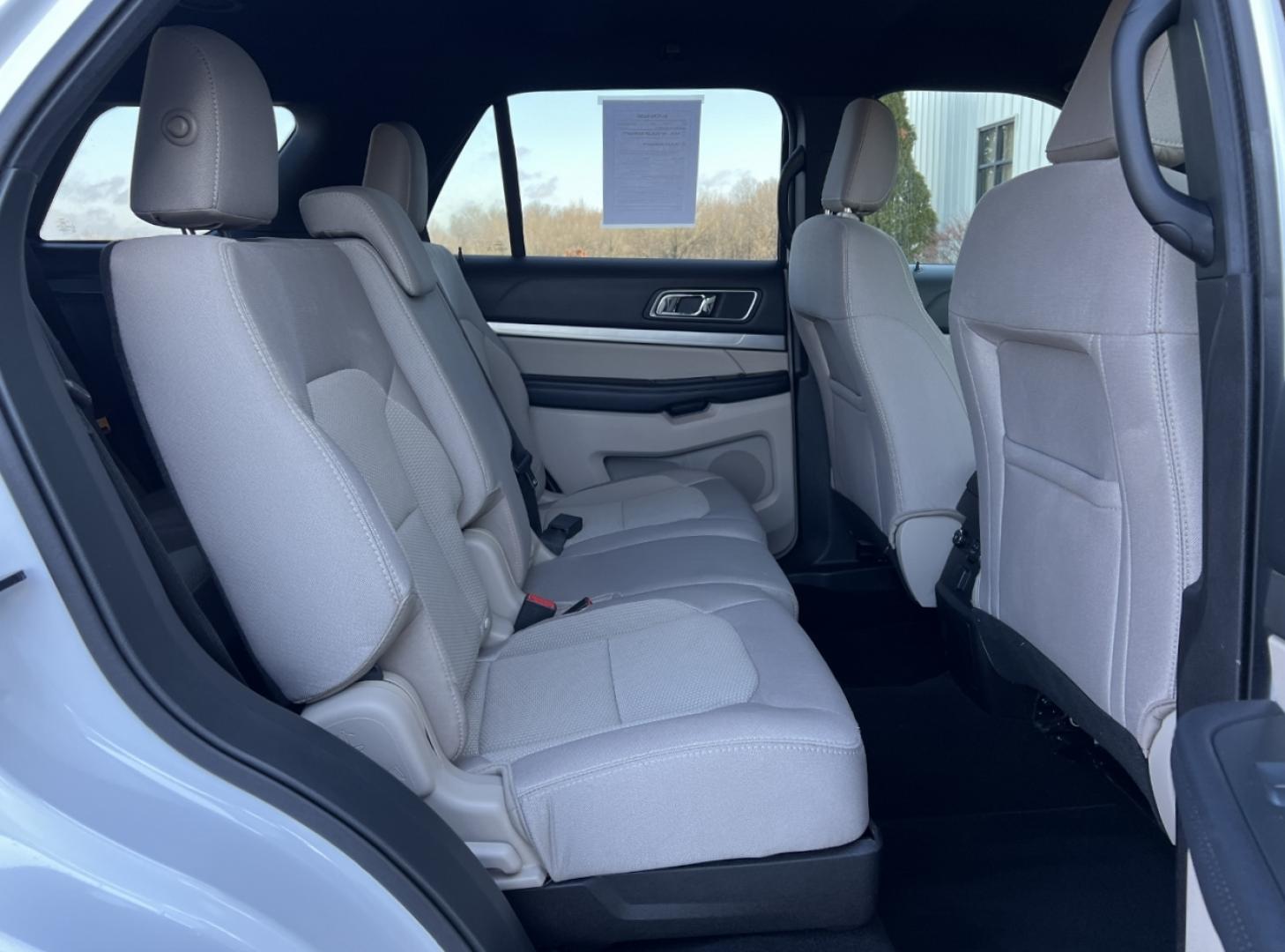 2019 WHITE /Tan Cloth FORD EXPLORER XLT (1FM5K7D84KG) with an 3.5L V6 engine, Automatic transmission, located at 2990 Old Orchard Rd., Jackson, MO, 63755, 37.354214, -89.612106 - 2019 Ford Explorer XLT 1-Owner 129xxx miles Front Wheel Drive 3.5L V6 Automatic 3rd Row Backup Camera Power Seats Bluetooth Cruise Power Windows/Locks/Mirrors We have financing available and we accept trades! Fill out a credit application on our website or come by today! If you have any - Photo#16