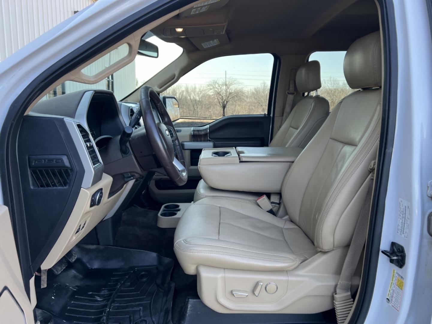 2018 WHITE /Tan Leather FORD F150 LARIAT (1FTEW1E56JF) with an 5.0L V8 engine, Automatic transmission, located at 2990 Old Orchard Rd., Jackson, MO, 63755, 37.354214, -89.612106 - 2018 Ford F-150 Lariat 139xxx miles 4x4 5.0L V8 Automatic Leather New Tires Backup Camera Power/Heated/Cooled Seats Bluetooth Cruise Power Windows/Locks/Mirrors We have financing available and we accept trades! Fill out a credit application on our website or come by today! If you have a - Photo#14