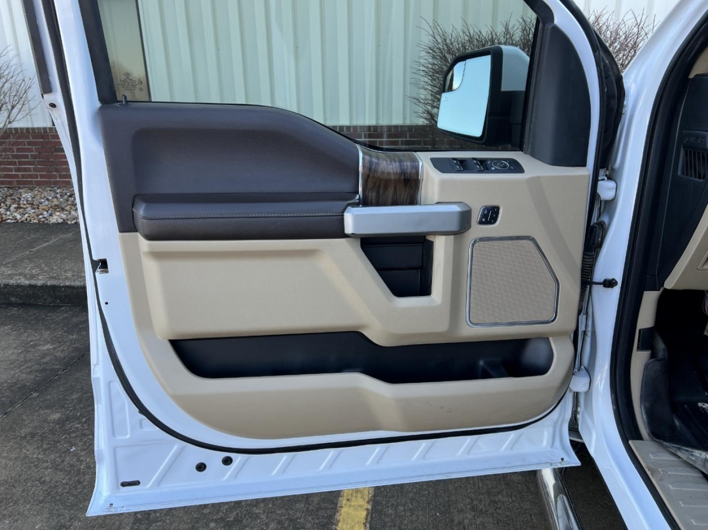 2018 WHITE /Tan Leather FORD F150 LARIAT (1FTEW1E56JF) with an 5.0L V8 engine, Automatic transmission, located at 2990 Old Orchard Rd., Jackson, MO, 63755, 37.354214, -89.612106 - 2018 Ford F-150 Lariat 139xxx miles 4x4 5.0L V8 Automatic Leather New Tires Backup Camera Power/Heated/Cooled Seats Bluetooth Cruise Power Windows/Locks/Mirrors We have financing available and we accept trades! Fill out a credit application on our website or come by today! If you have a - Photo#13