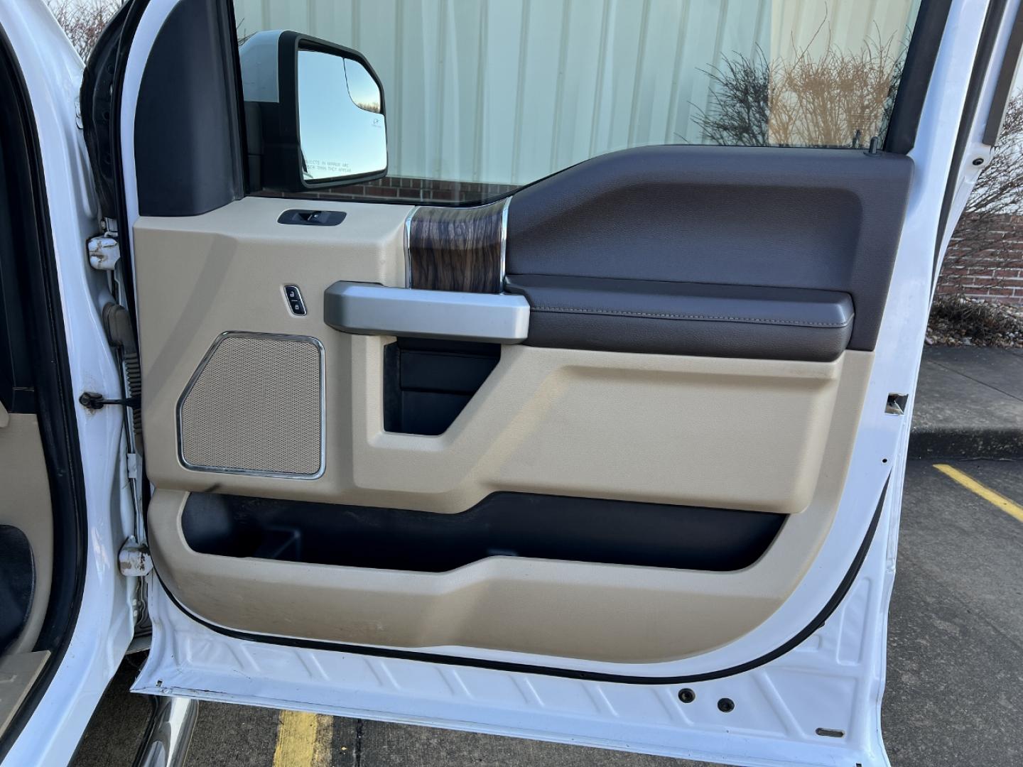 2018 WHITE /Tan Leather FORD F150 LARIAT (1FTEW1E56JF) with an 5.0L V8 engine, Automatic transmission, located at 2990 Old Orchard Rd., Jackson, MO, 63755, 37.354214, -89.612106 - 2018 Ford F-150 Lariat 139xxx miles 4x4 5.0L V8 Automatic Leather New Tires Backup Camera Power/Heated/Cooled Seats Bluetooth Cruise Power Windows/Locks/Mirrors We have financing available and we accept trades! Fill out a credit application on our website or come by today! If you have a - Photo#15