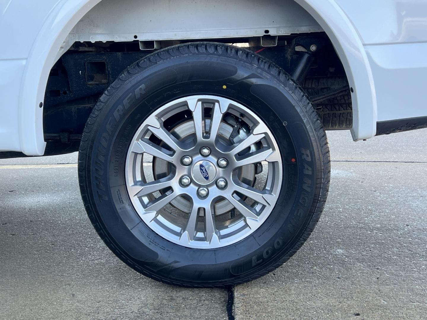 2018 WHITE /Tan Leather FORD F150 LARIAT (1FTEW1E56JF) with an 5.0L V8 engine, Automatic transmission, located at 2990 Old Orchard Rd., Jackson, MO, 63755, 37.354214, -89.612106 - 2018 Ford F-150 Lariat 139xxx miles 4x4 5.0L V8 Automatic Leather New Tires Backup Camera Power/Heated/Cooled Seats Bluetooth Cruise Power Windows/Locks/Mirrors We have financing available and we accept trades! Fill out a credit application on our website or come by today! If you have a - Photo#39