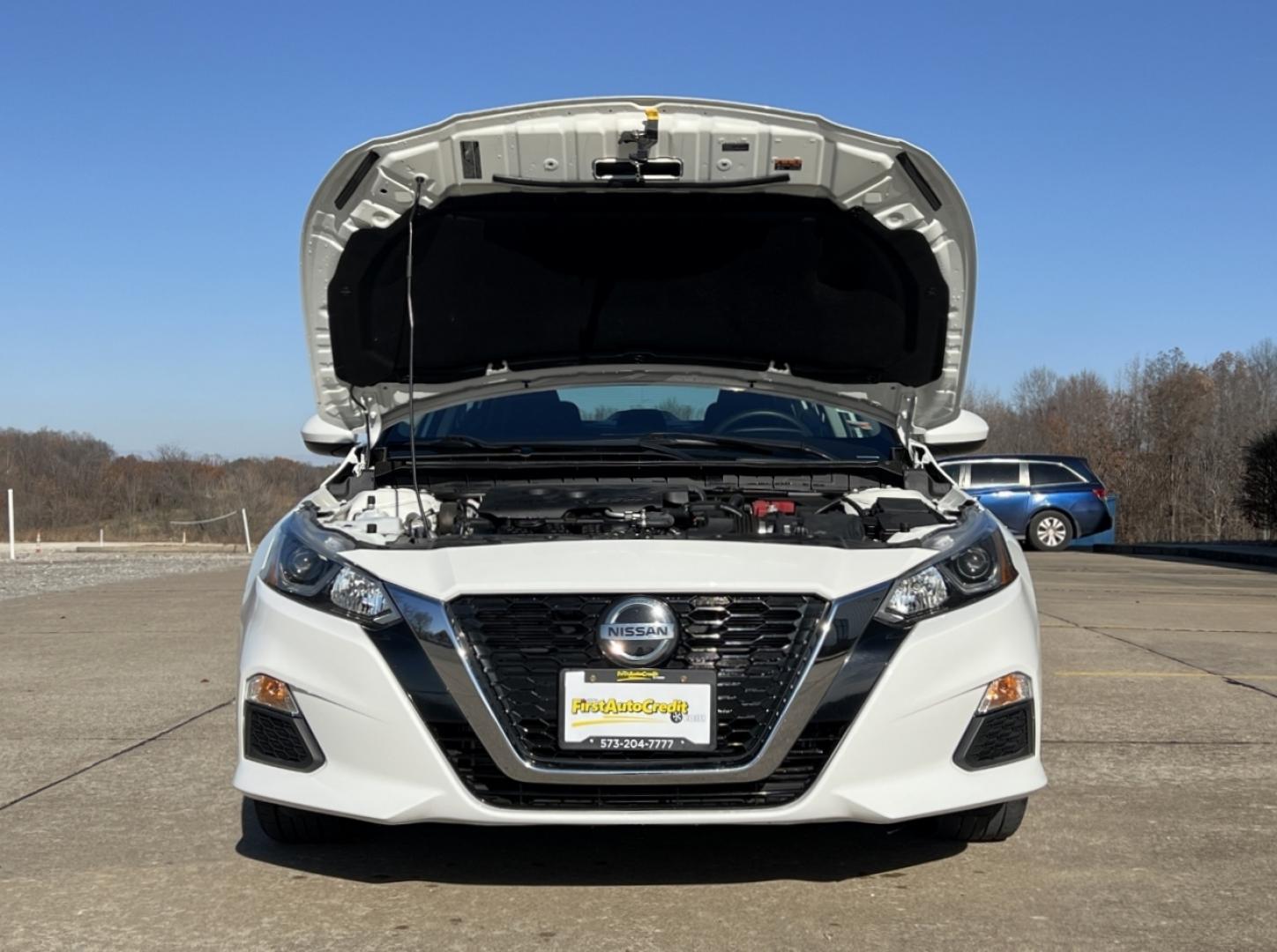 2020 WHITE /Black Cloth NISSAN ALTIMA S (1N4BL4BW4LC) with an 2.5L engine, Continuously Variable transmission, located at 2990 Old Orchard Rd., Jackson, MO, 63755, 37.354214, -89.612106 - Photo#30