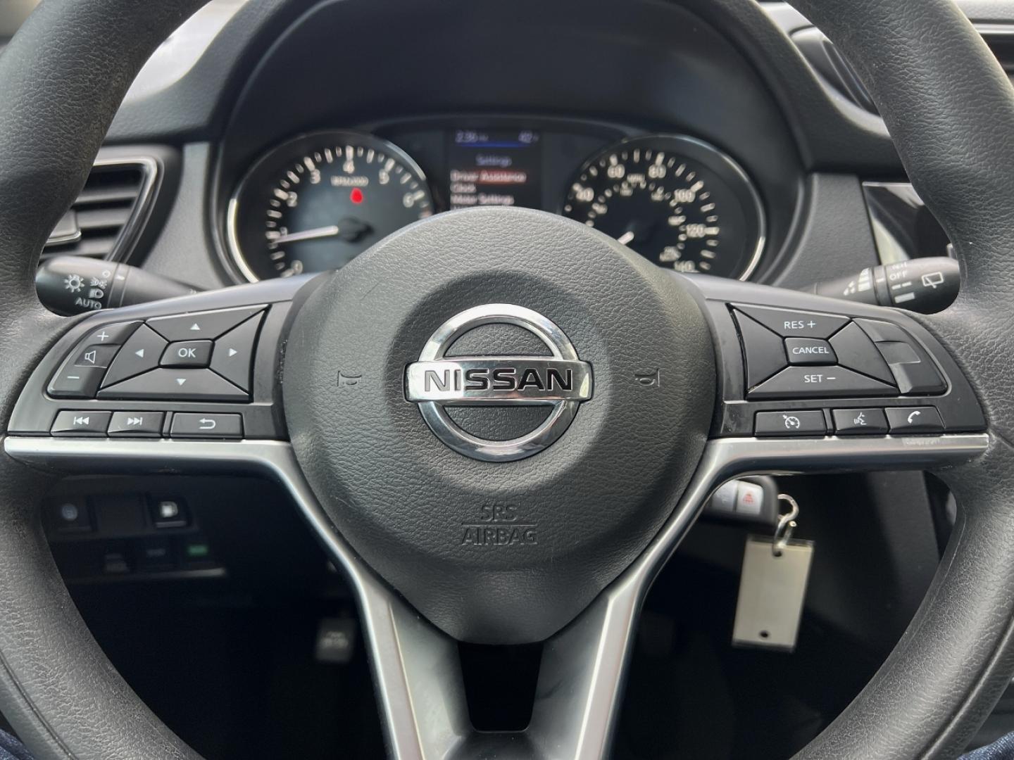 2020 WHITE /Black Cloth NISSAN ROGUE S (KNMAT2MV4LP) with an 2.5L engine, Continuously Variable transmission, located at 2990 Old Orchard Rd., Jackson, MO, 63755, 37.354214, -89.612106 - Photo#20