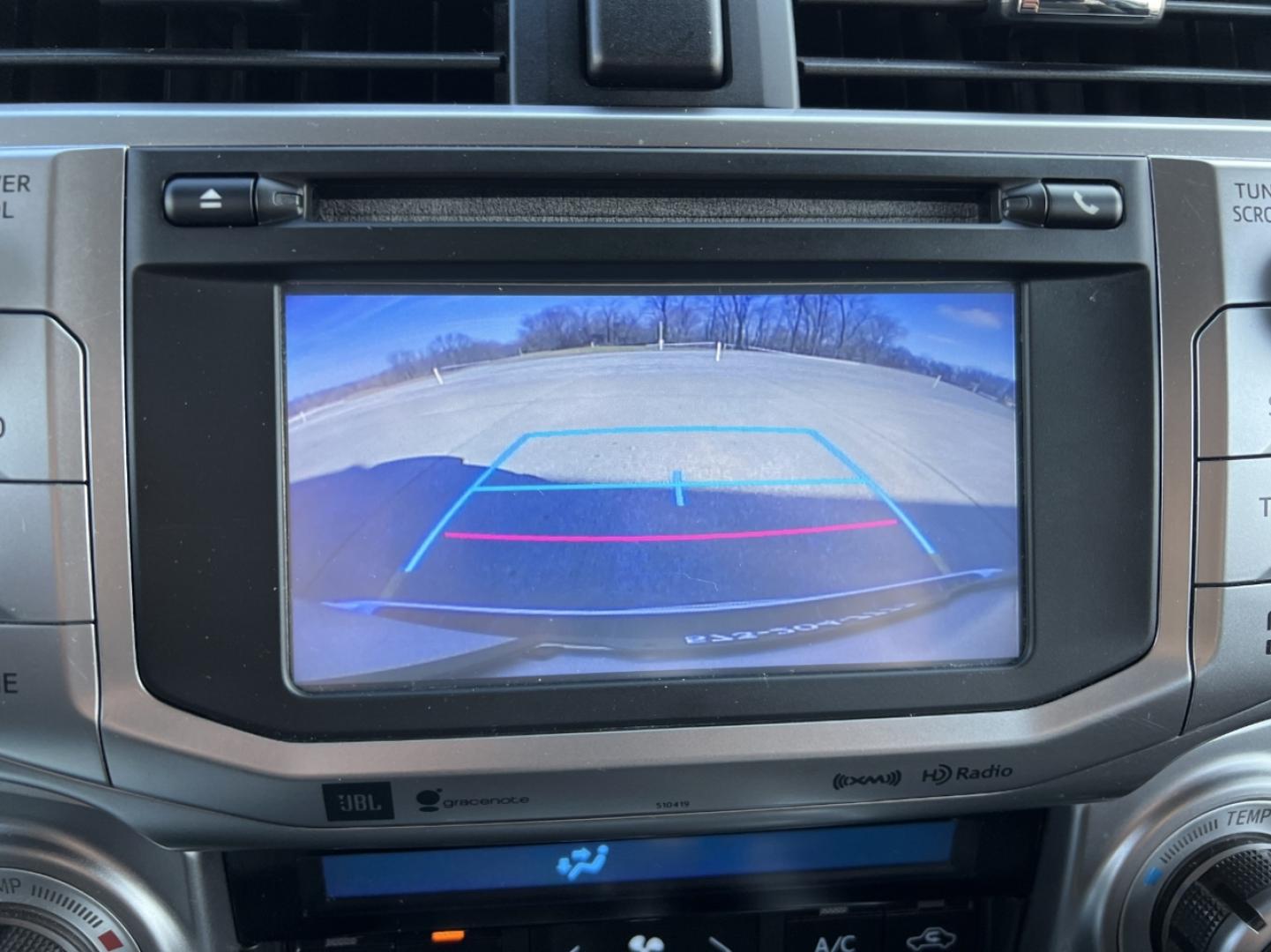 2019 SILVER /Black Leather TOYOTA 4RUNNER LIMITED (JTEBU5JR8K5) with an 4.0L engine, Automatic transmission, located at 2990 Old Orchard Rd., Jackson, MO, 63755, 37.354214, -89.612106 - Photo#4