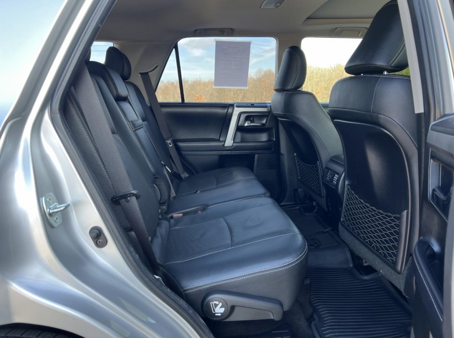 2019 SILVER /Black Leather TOYOTA 4RUNNER LIMITED (JTEBU5JR8K5) with an 4.0L engine, Automatic transmission, located at 2990 Old Orchard Rd., Jackson, MO, 63755, 37.354214, -89.612106 - Photo#20