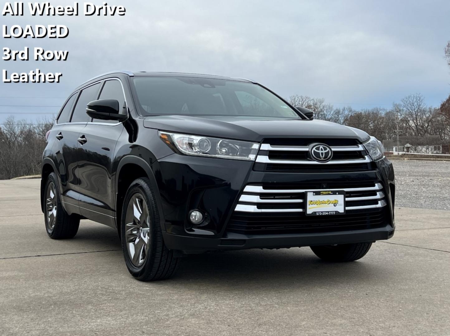 2017 BLACK /Tan Leather TOYOTA HIGHLANDER LIMITED (5TDDZRFH3HS) with an 3.5L engine, Automatic transmission, located at 2990 Old Orchard Rd., Jackson, MO, 63755, 37.354214, -89.612106 - Photo#0