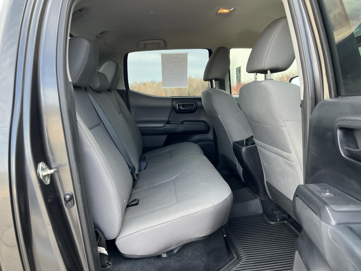 2016 GRAY /Gray Cloth TOYOTA TACOMA DOUBLE CAB (3TMCZ5AN4GM) with an 3.5L engine, Automatic transmission, located at 2990 Old Orchard Rd., Jackson, MO, 63755, 37.354214, -89.612106 - Photo#16