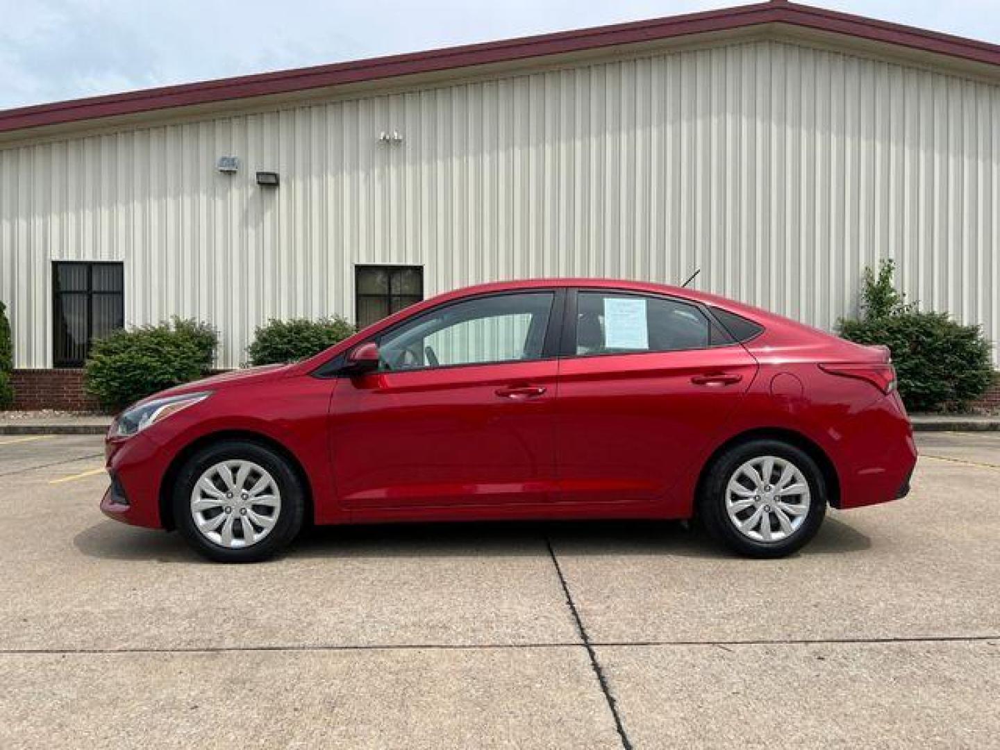 2020 RED /Black HYUNDAI ACCENT SE (3KPC24A61LE) with an 1.6L engine, Continuously Variable transmission, located at 2990 Old Orchard Rd., Jackson, MO, 63755, 37.354214, -89.612106 - Photo#3