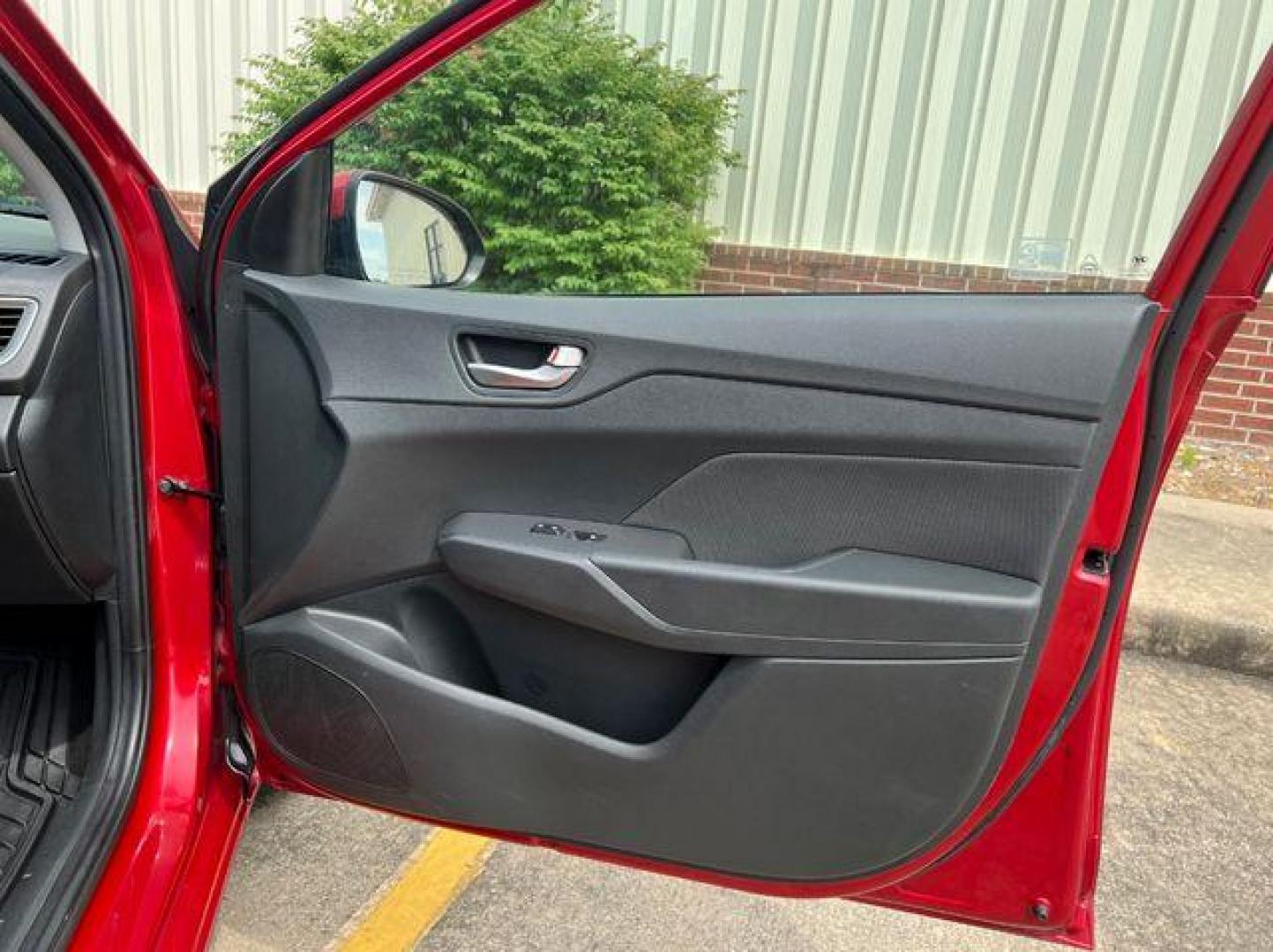 2020 RED /Black HYUNDAI ACCENT SE (3KPC24A61LE) with an 1.6L engine, Continuously Variable transmission, located at 2990 Old Orchard Rd., Jackson, MO, 63755, 37.354214, -89.612106 - Photo#12