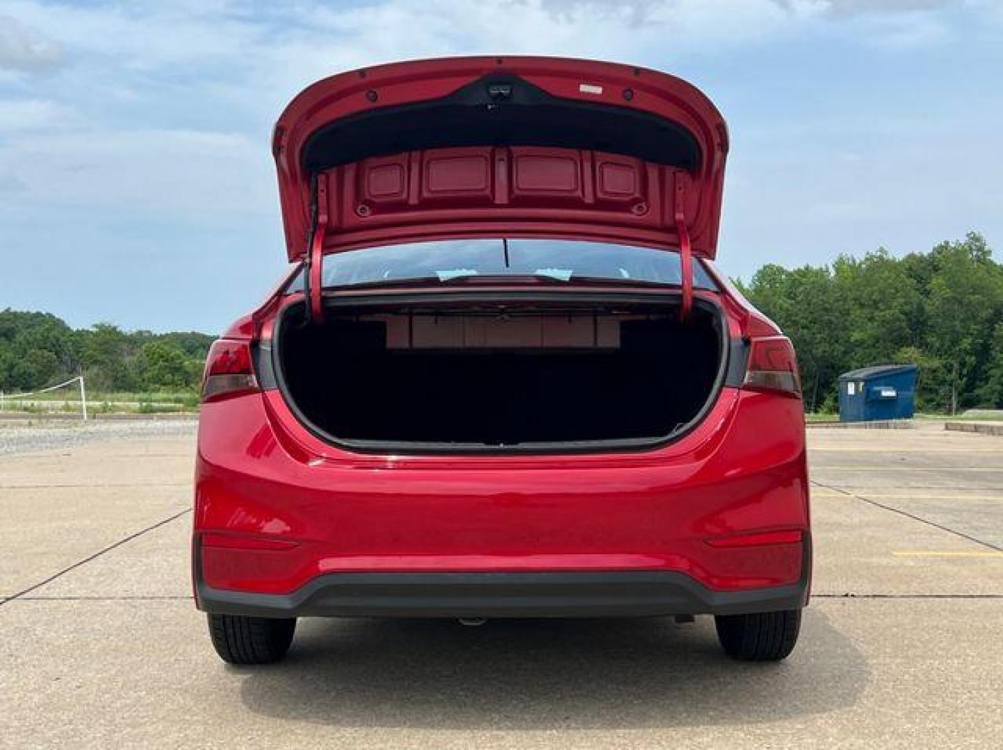 2020 RED /Black HYUNDAI ACCENT SE (3KPC24A61LE) with an 1.6L engine, Continuously Variable transmission, located at 2990 Old Orchard Rd., Jackson, MO, 63755, 37.354214, -89.612106 - Photo#17