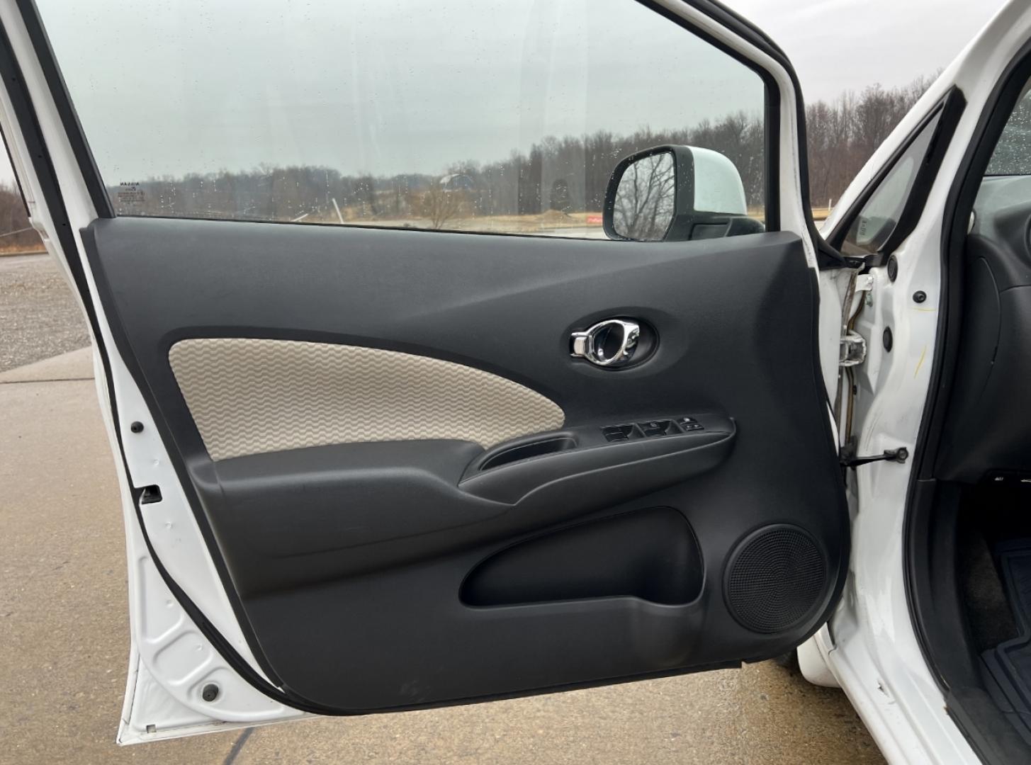 2014 WHITE /Tan Cloth Nissan Versa Note SV (3N1CE2CP3EL) with an 1.6L 4 Cyl. engine, Automatic transmission, located at 2990 Old Orchard Rd., Jackson, MO, 63755, 37.354214, -89.612106 - 2014 Nissan Versa Note SV 160xxx miles Front Wheel Drive 1.6L 4 Cyl. Automatic New Tires Cruise Power Windows/Locks/Mirrors We have financing available and we accept trades! Fill out a credit application on our website or come by today! If you have any questions, give us a call at (573) 204 - Photo#9