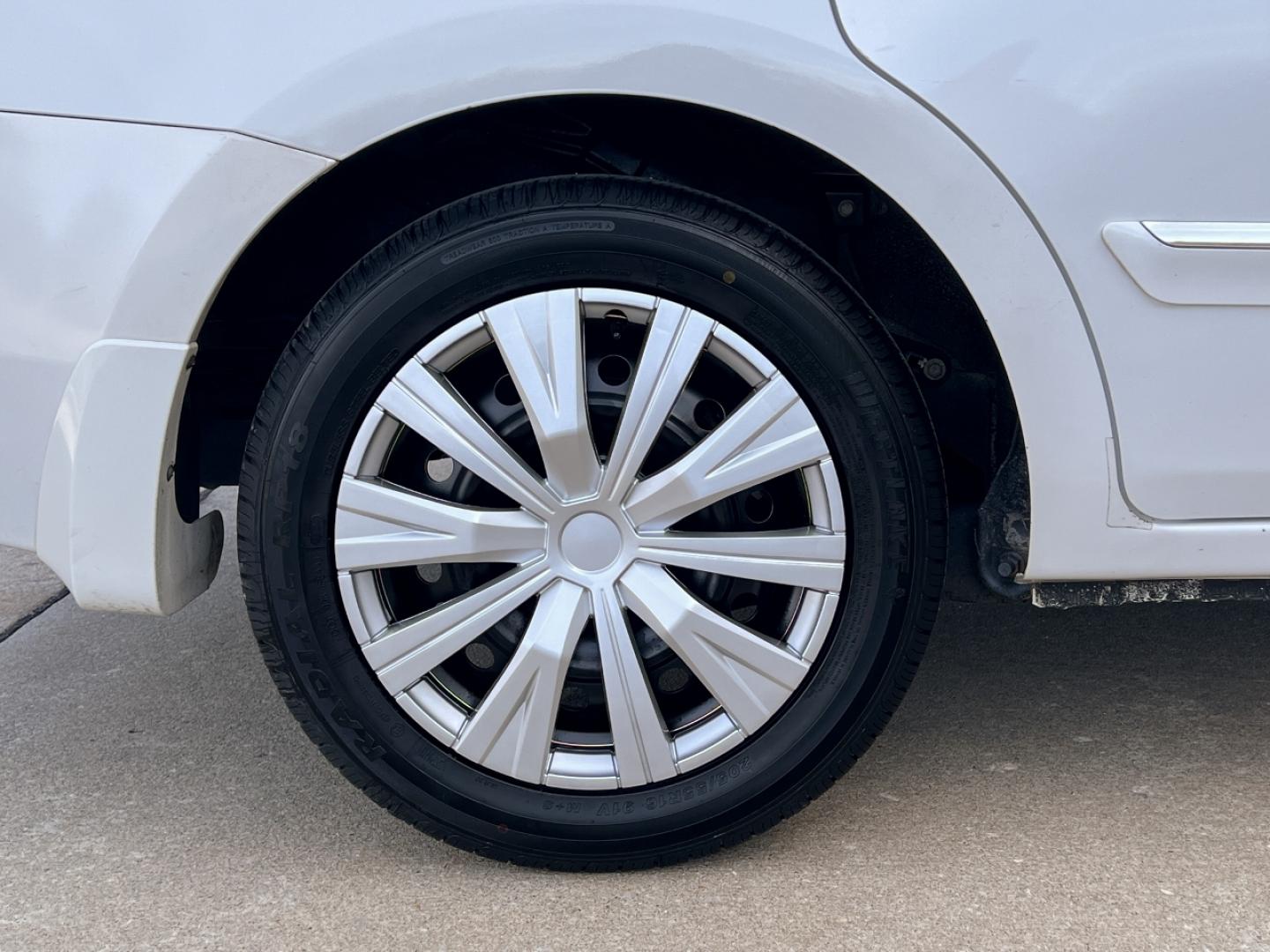 2011 WHITE /Gray Cloth NISSAN SENTRA 2.0 S (3N1AB6AP7BL) with an 2.0L 4 Cyl. engine, Continuously Variable transmission, located at 2990 Old Orchard Rd., Jackson, MO, 63755, 37.354214, -89.612106 - 2011 Nissan Sentra 2.0 S 150xxx miles Front Wheel Drive 2.0L 4 Cyl. Automatic Cruise Power Windows/Locks/Mirrors We have financing available and we accept trades! Fill out a credit application on our website or come by today! If you have any questions, give us a call at (573) 204-7777 or vis - Photo#31