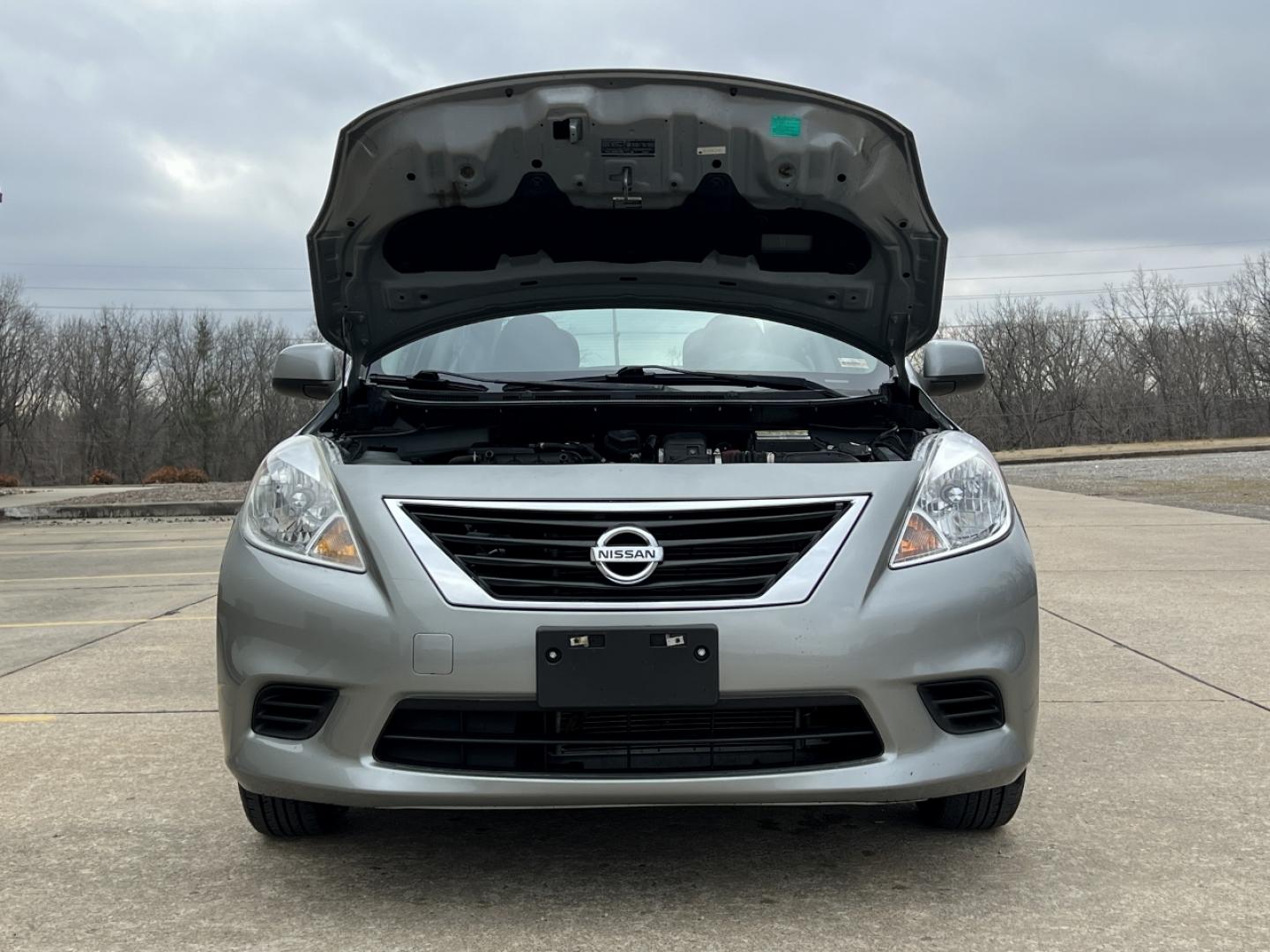 2014 GREY /Black Cloth NISSAN VERSA SV (3N1CN7AP5EL) with an 1.6L 4 Cyl. engine, Continuously Variable transmission, located at 2990 Old Orchard Rd., Jackson, MO, 63755, 37.354214, -89.612106 - 2014 Nissan Versa SV 143xxx miles Front Wheel Drive 1.6L 4 Cyl. Automatic Cruise Power Windows/Locks/Mirrors We have financing available and we accept trades! Fill out a credit application on our website or come by today! If you have any questions, give us a call at (573) 204-7777 or visit o - Photo#26