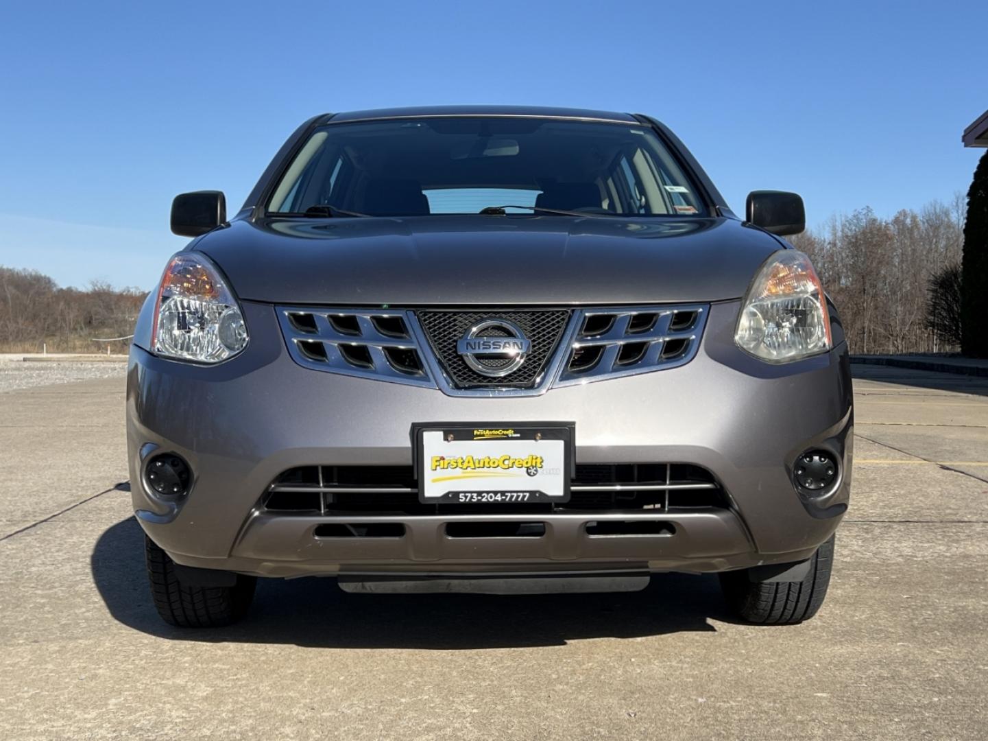 2013 GRAY /Black Cloth NISSAN ROGUE S (JN8AS5MV9DW) with an 2.5L engine, Continuously Variable transmission, located at 2990 Old Orchard Rd., Jackson, MO, 63755, 37.354214, -89.612106 - Photo#10