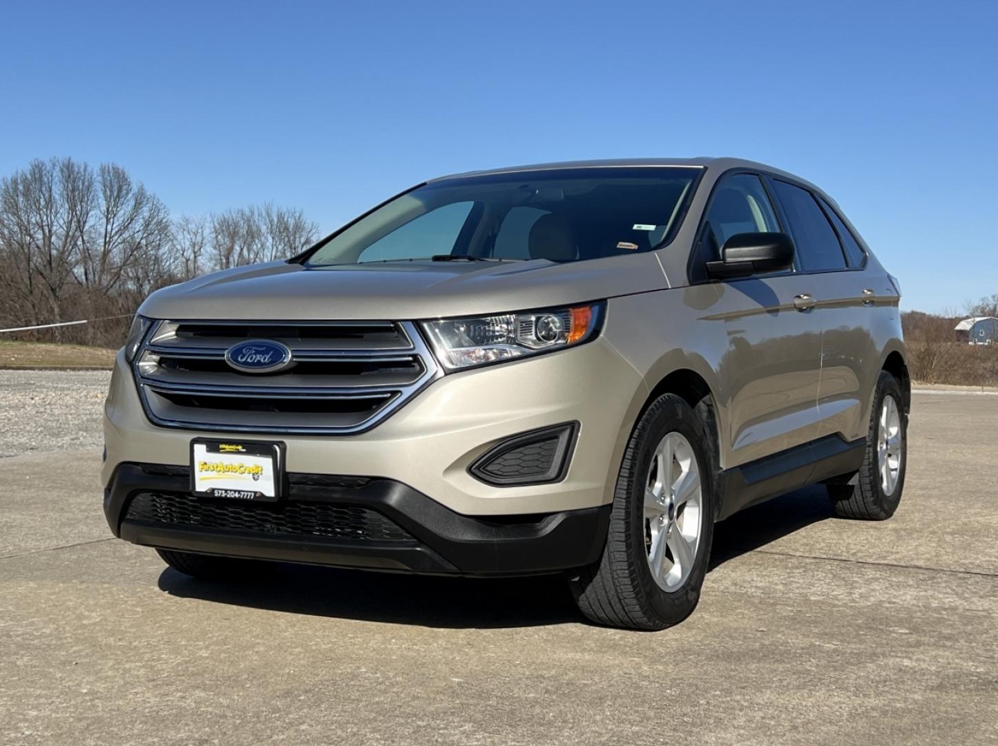 2017 TAN /Tan Cloth FORD EDGE SE (2FMPK3G92HB) with an 2.0L engine, Automatic transmission, located at 2990 Old Orchard Rd., Jackson, MO, 63755, 37.354214, -89.612106 - Photo#3