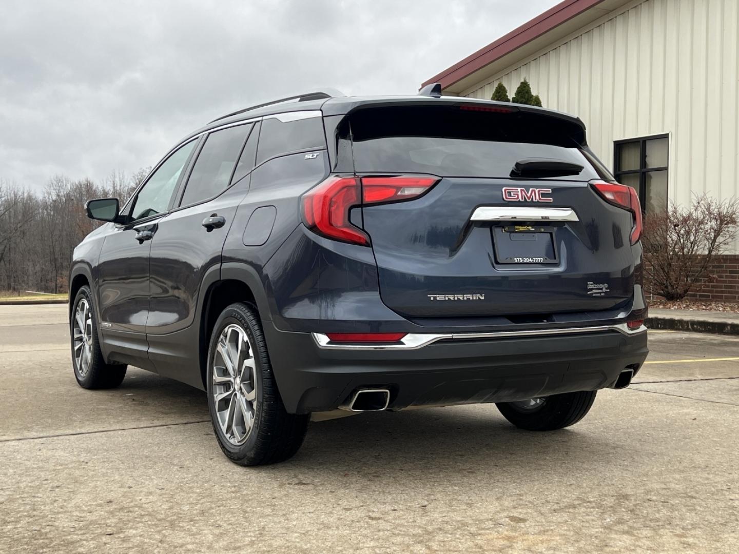 2018 NAVY /Gray/Black Leather GMC TERRAIN SLT (3GKALPEX0JL) with an 2.0L engine, Automatic transmission, located at 2990 Old Orchard Rd., Jackson, MO, 63755, 37.354214, -89.612106 - Photo#10