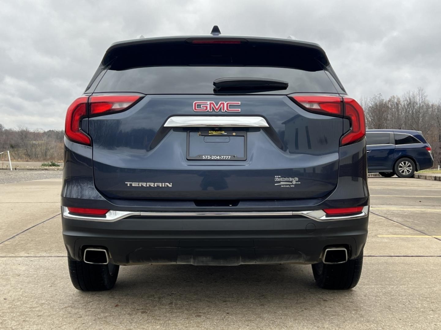 2018 NAVY /Gray/Black Leather GMC TERRAIN SLT (3GKALPEX0JL) with an 2.0L engine, Automatic transmission, located at 2990 Old Orchard Rd., Jackson, MO, 63755, 37.354214, -89.612106 - Photo#11