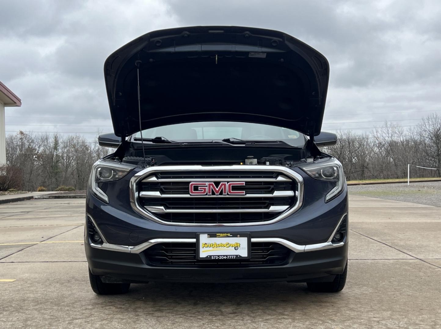 2018 NAVY /Gray/Black Leather GMC TERRAIN SLT (3GKALPEX0JL) with an 2.0L engine, Automatic transmission, located at 2990 Old Orchard Rd., Jackson, MO, 63755, 37.354214, -89.612106 - Photo#34