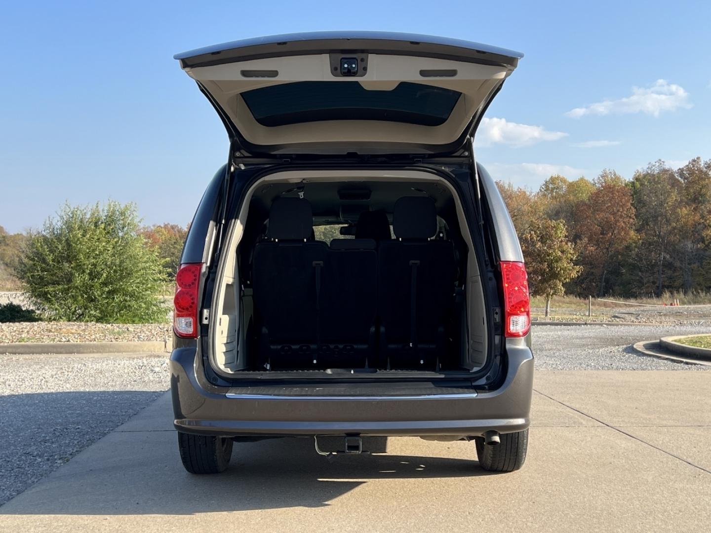 2019 GRAY DODGE GRAND CARAVAN SE (2C4RDGBGXKR) with an 3.6L V6 engine, Automatic transmission, located at 2990 Old Orchard Rd., Jackson, MO, 63755, 37.354214, -89.612106 - We have financing available and we accept trades! Fill out a credit application on our website or come by today! If you have any questions, give us a call at (573) 204-7777 or visit our website at firstautocredit.com. - Photo#17