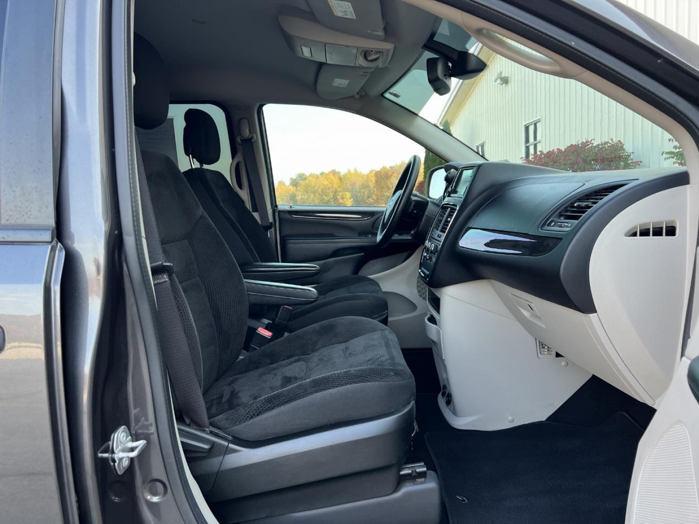 2019 GRAY DODGE GRAND CARAVAN SE (2C4RDGBGXKR) with an 3.6L V6 engine, Automatic transmission, located at 2990 Old Orchard Rd., Jackson, MO, 63755, 37.354214, -89.612106 - We have financing available and we accept trades! Fill out a credit application on our website or come by today! If you have any questions, give us a call at (573) 204-7777 or visit our website at firstautocredit.com. - Photo#13