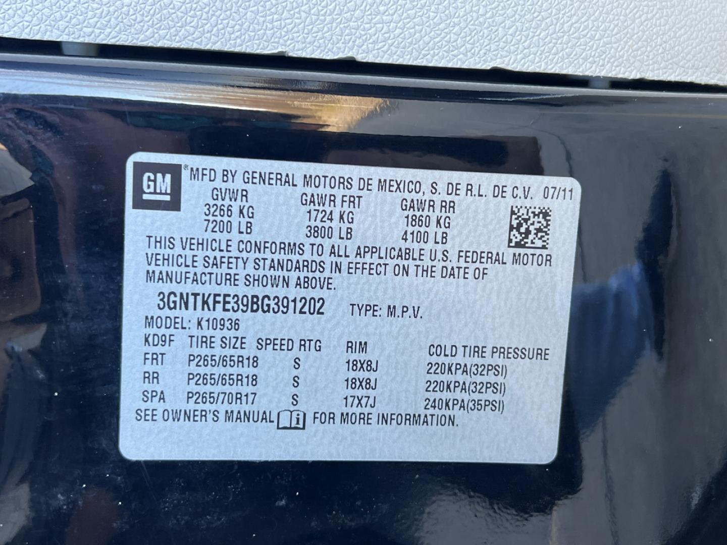 2011 BLACK /Gray Leather CHEVROLET AVALANCHE LT (3GNTKFE39BG) with an 5.3L engine, Automatic transmission, located at 2990 Old Orchard Rd., Jackson, MO, 63755, 37.354214, -89.612106 - Photo#53