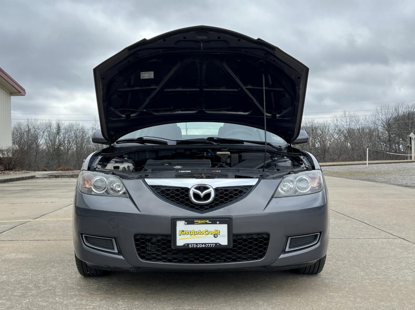 2009 GRAY /Black Cloth Mazda MAZDA3 i Sport 4-Door (JM1BK32F091) with an 2.0L 4 Cyl. engine, Automatic transmission, located at 2990 Old Orchard Rd., Jackson, MO, 63755, 37.354214, -89.612106 - 2009 Mazda 3 i Sport Only 98xxx miles Front Wheel Drive 2.0L 4 Cyl. Automatic Cruise Power Windows/Locks/Mirrors We have financing available and we accept trades! Fill out a credit application on our website or come by today! If you have any questions, give us a call at (573) 204-7777 or vis - Photo#24