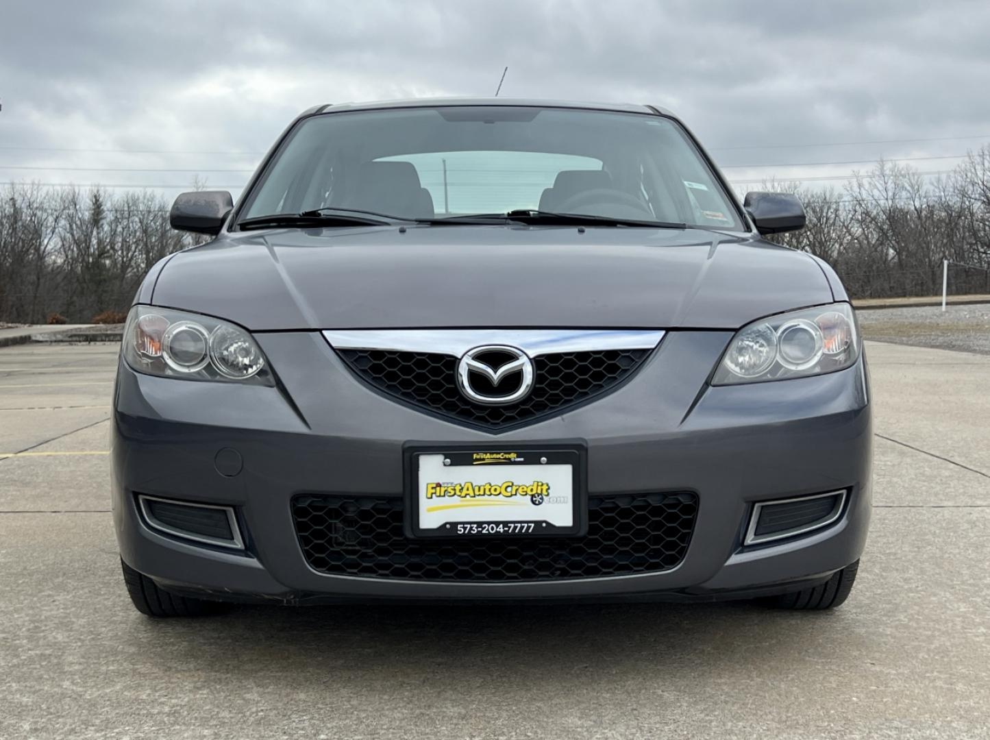 2009 GRAY /Black Cloth Mazda MAZDA3 i Sport 4-Door (JM1BK32F091) with an 2.0L 4 Cyl. engine, Automatic transmission, located at 2990 Old Orchard Rd., Jackson, MO, 63755, 37.354214, -89.612106 - 2009 Mazda 3 i Sport Only 98xxx miles Front Wheel Drive 2.0L 4 Cyl. Automatic Cruise Power Windows/Locks/Mirrors We have financing available and we accept trades! Fill out a credit application on our website or come by today! If you have any questions, give us a call at (573) 204-7777 or vis - Photo#8