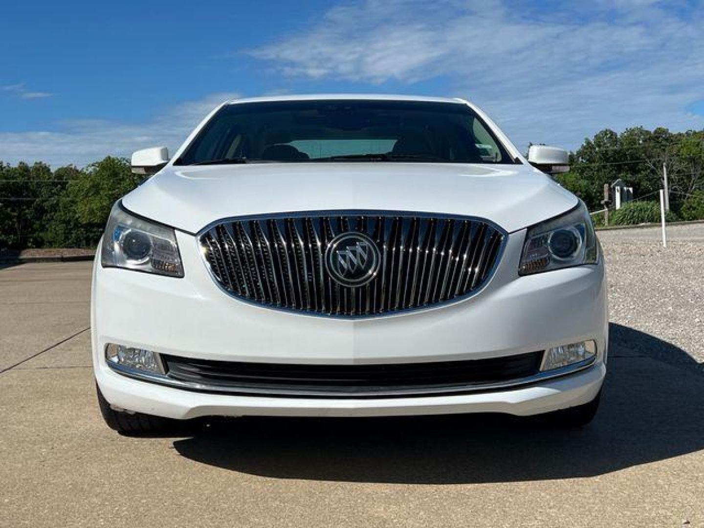 2014 WHITE /Tan BUICK LACROSSE TOURING (1G4GF5G39EF) with an 3.6L engine, Automatic transmission, located at 2990 Old Orchard Rd., Jackson, MO, 63755, 37.354214, -89.612106 - Photo#14