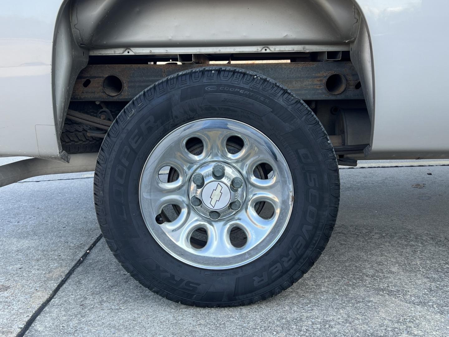 2008 TAN /Black/Gray Cloth CHEVROLET SILVERADO 1500 (1GCEC14X68Z) with an 4.3L engine, Automatic transmission, located at 2990 Old Orchard Rd., Jackson, MO, 63755, 37.354214, -89.612106 - Photo#27