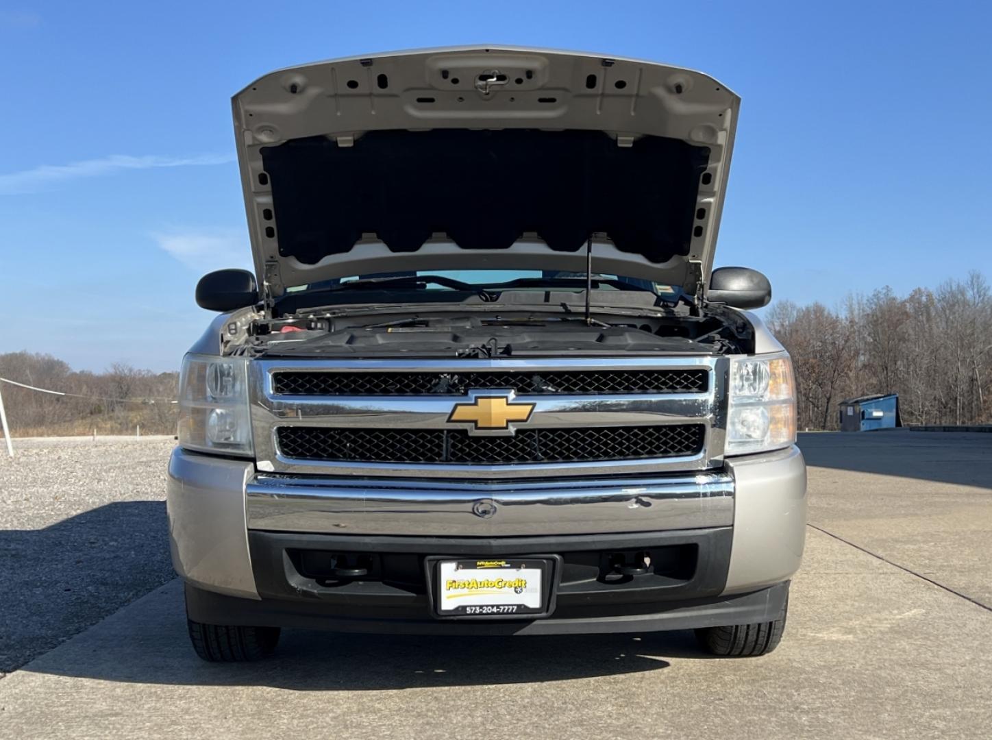 2008 TAN /Black/Gray Cloth CHEVROLET SILVERADO 1500 (1GCEC14X68Z) with an 4.3L engine, Automatic transmission, located at 2990 Old Orchard Rd., Jackson, MO, 63755, 37.354214, -89.612106 - Photo#22