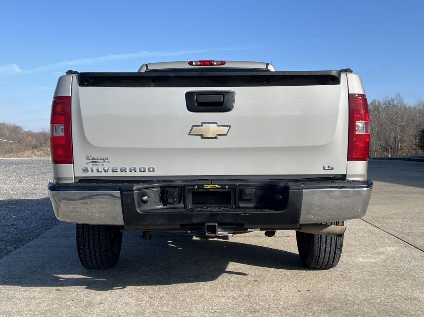 2008 TAN /Black/Gray Cloth CHEVROLET SILVERADO 1500 (1GCEC14X68Z) with an 4.3L engine, Automatic transmission, located at 2990 Old Orchard Rd., Jackson, MO, 63755, 37.354214, -89.612106 - Photo#7