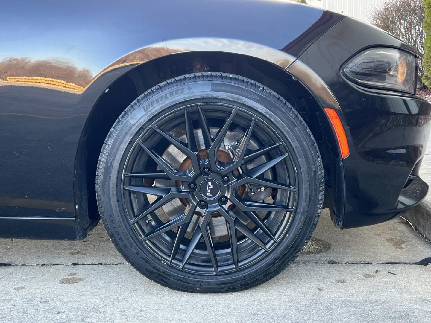 2018 BLACK /Black Cloth DODGE CHARGER POLICE (2C3CDXKT7JH) with an 5.7L engine, Automatic transmission, located at 2990 Old Orchard Rd., Jackson, MO, 63755, 37.354214, -89.612106 - Photo#35