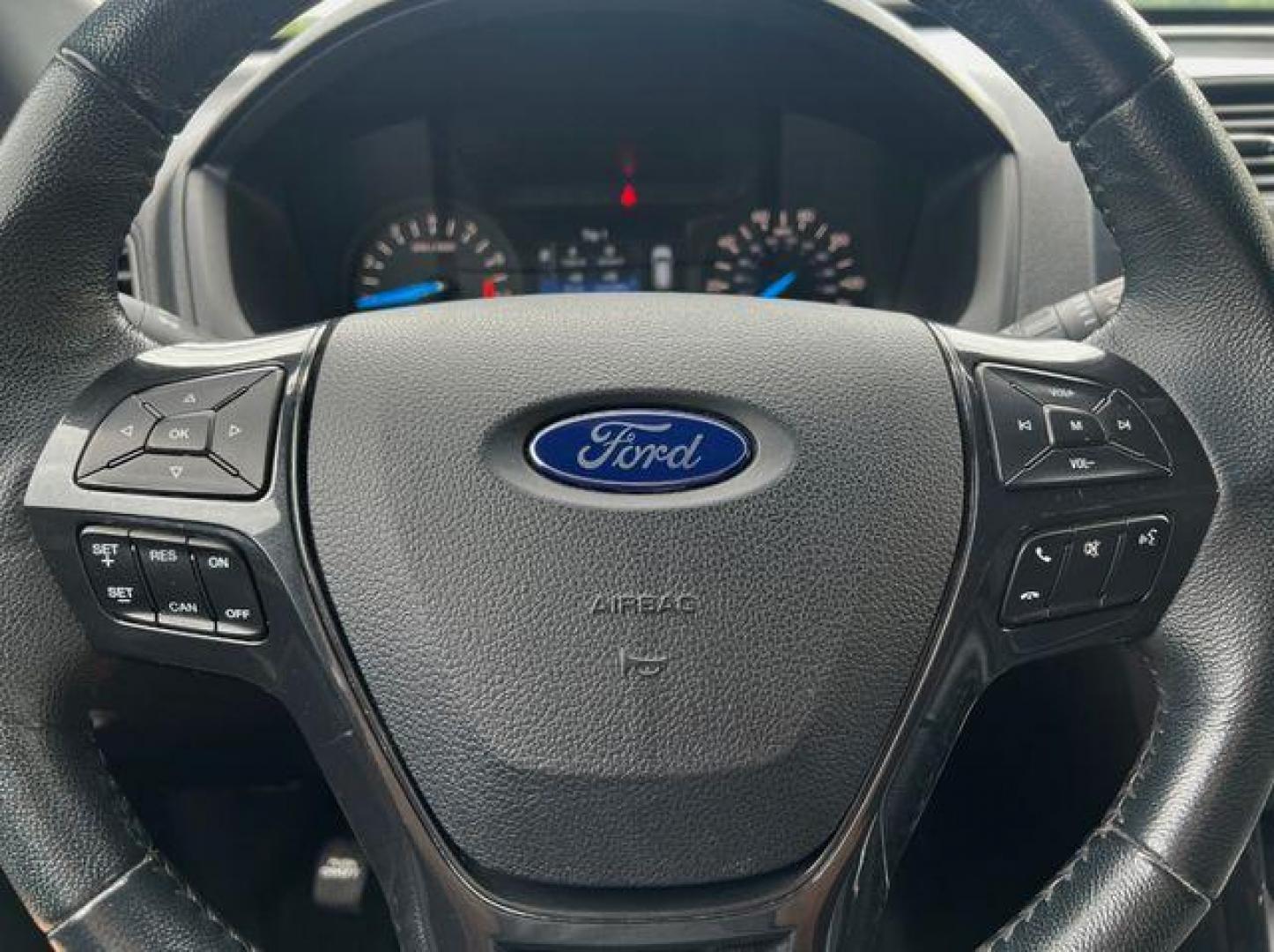 2019 WHITE /Black FORD EXPLORER XLT (1FM5K8D84KG) with an 3.5L engine, Automatic transmission, located at 2990 Old Orchard Rd., Jackson, MO, 63755, 37.354214, -89.612106 - Photo#24