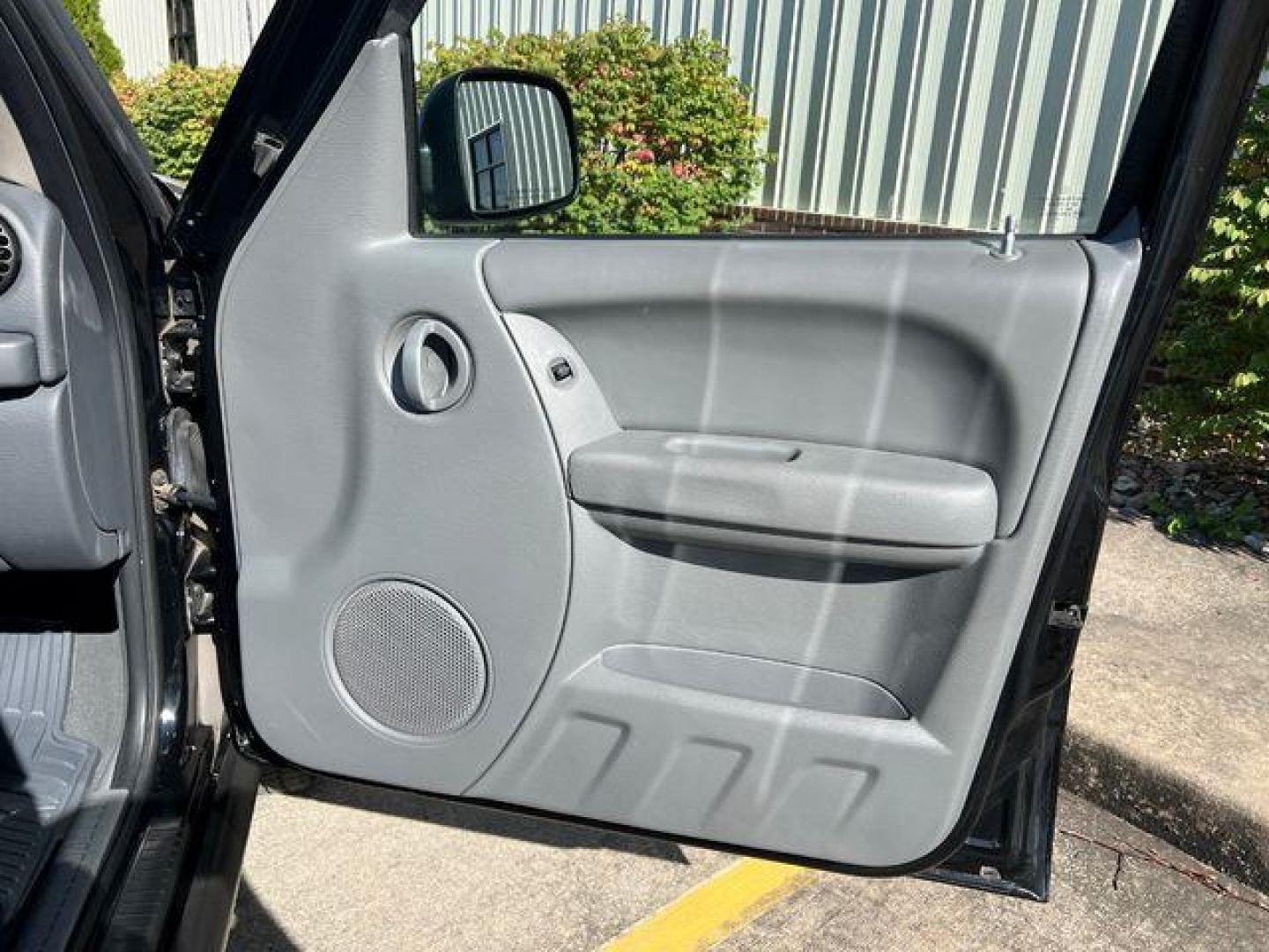 2005 BLACK /Gray JEEP LIBERTY RENEGADE (1J4GL38K55W) with an 3.7L engine, Automatic transmission, located at 2990 Old Orchard Rd., Jackson, MO, 63755, 37.354214, -89.612106 - Photo#13