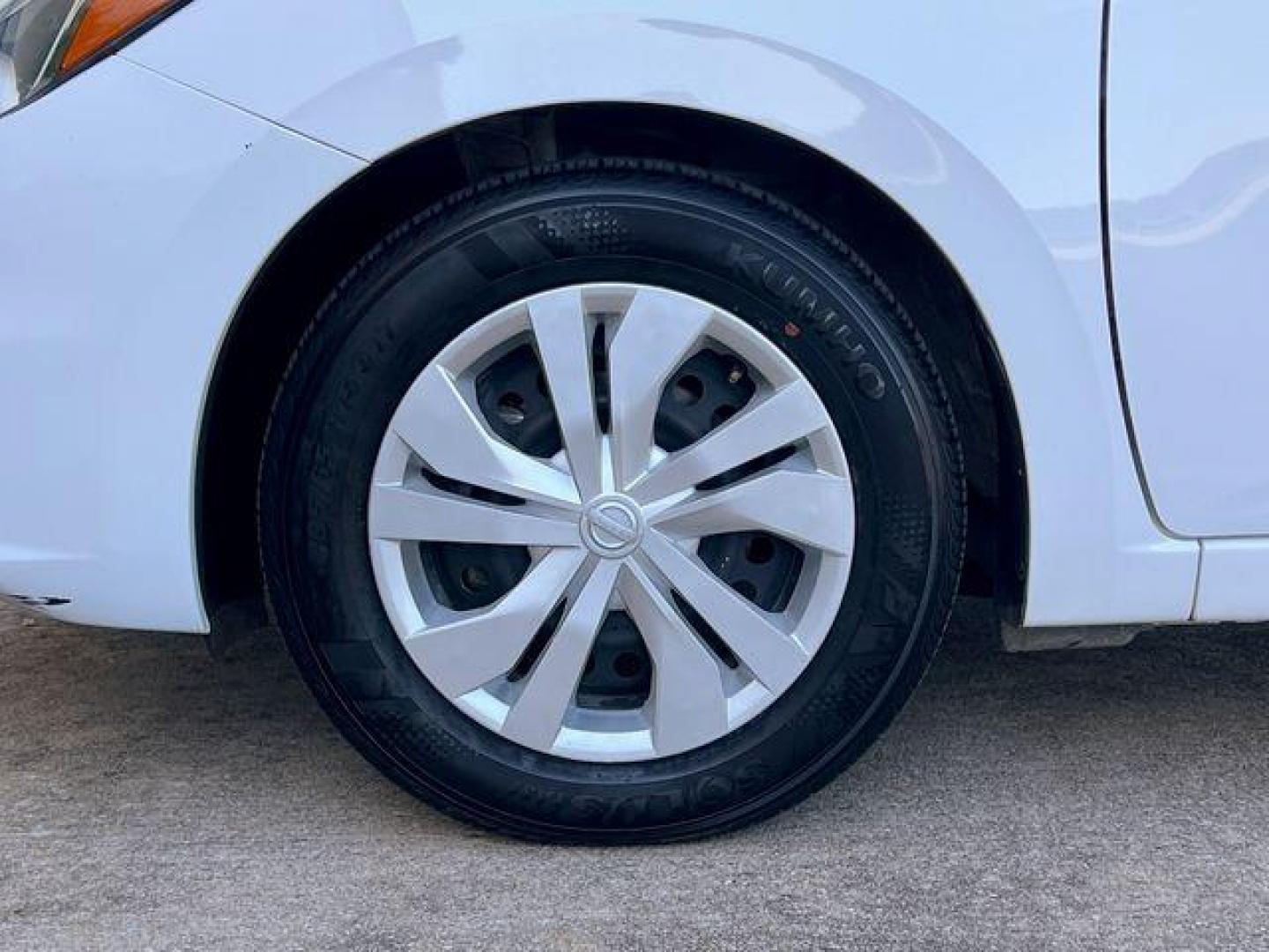 2021 WHITE /Black NISSAN VERSA S (3N1CN8DVXML) with an 1.6L engine, Continuously Variable transmission, located at 2990 Old Orchard Rd., Jackson, MO, 63755, 37.354214, -89.612106 - Photo#34