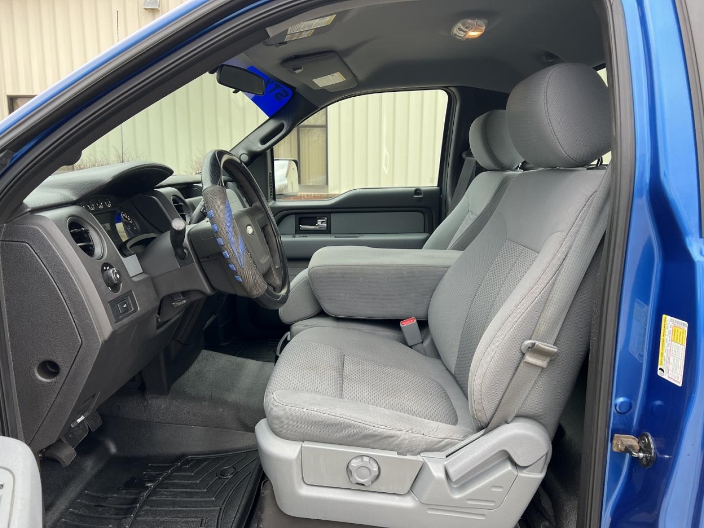 2013 BLUE /Gray Cloth FORD F150 STX (1FTMF1EF7DK) with an 5.0L engine, Automatic transmission, located at 2990 Old Orchard Rd., Jackson, MO, 63755, 37.354214, -89.612106 - Photo#11