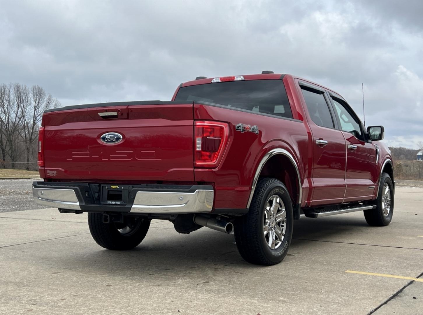 2021 RED /Gray Cloth FORD F150 XLT (1FTFW1ED1MF) with an 3.5L engine, Automatic transmission, located at 2990 Old Orchard Rd., Jackson, MO, 63755, 37.354214, -89.612106 - Photo#11