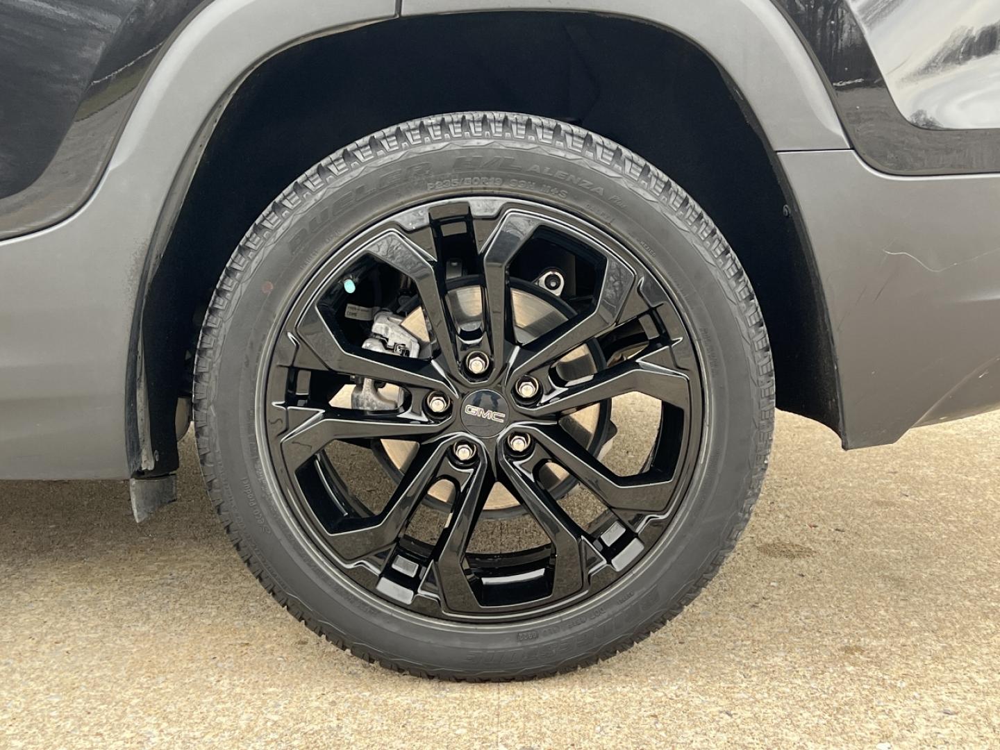 2021 BLACK /Black Cloth GMC TERRAIN SLE (3GKALMEV8ML) with an 1.5L engine, Automatic transmission, located at 2990 Old Orchard Rd., Jackson, MO, 63755, 37.354214, -89.612106 - Photo#38