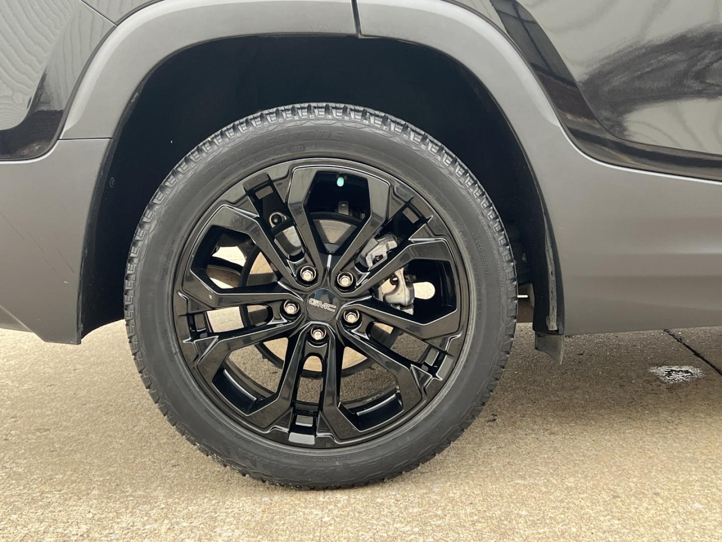 2021 BLACK /Black Cloth GMC TERRAIN SLE (3GKALMEV8ML) with an 1.5L engine, Automatic transmission, located at 2990 Old Orchard Rd., Jackson, MO, 63755, 37.354214, -89.612106 - Photo#39